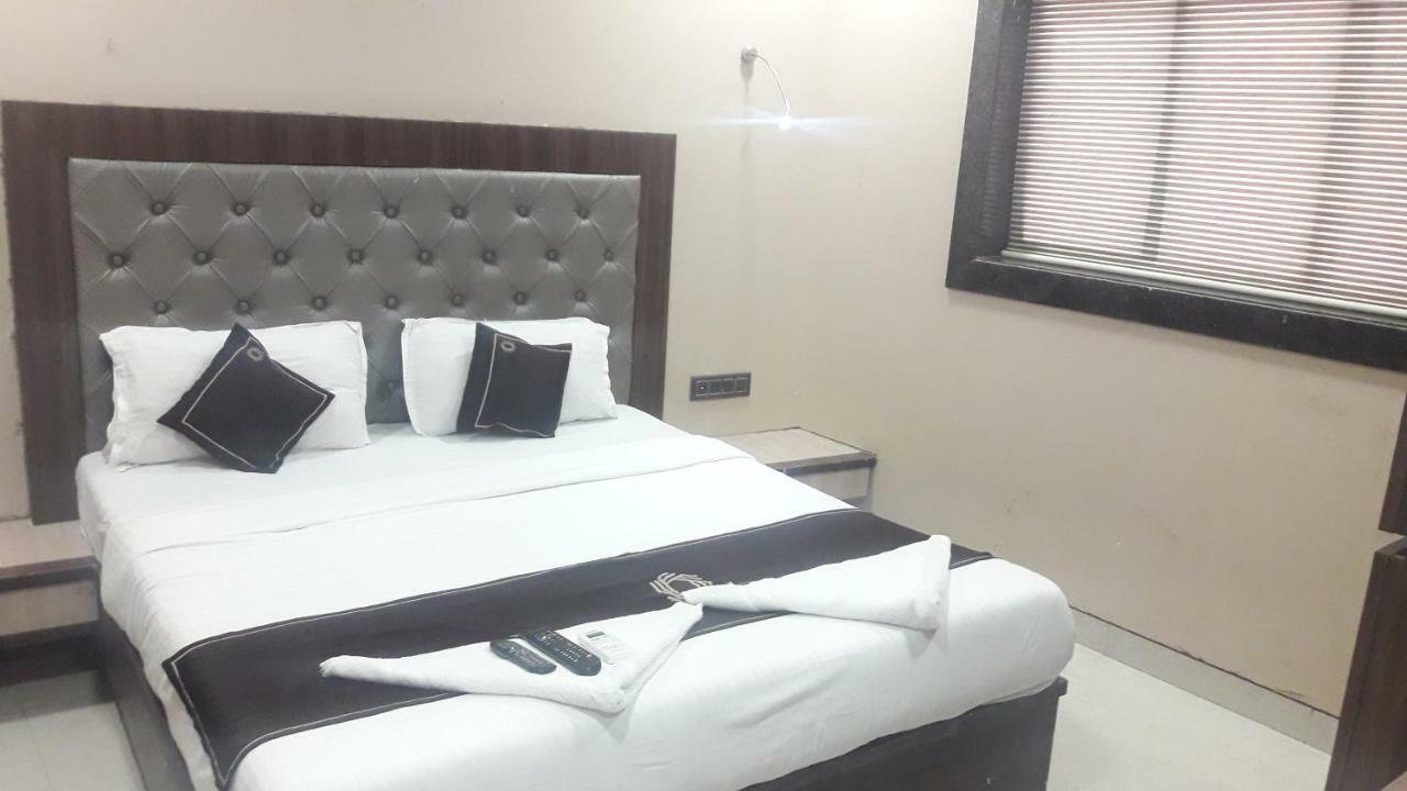מלון מומביי Shine Hospitality מראה חיצוני תמונה