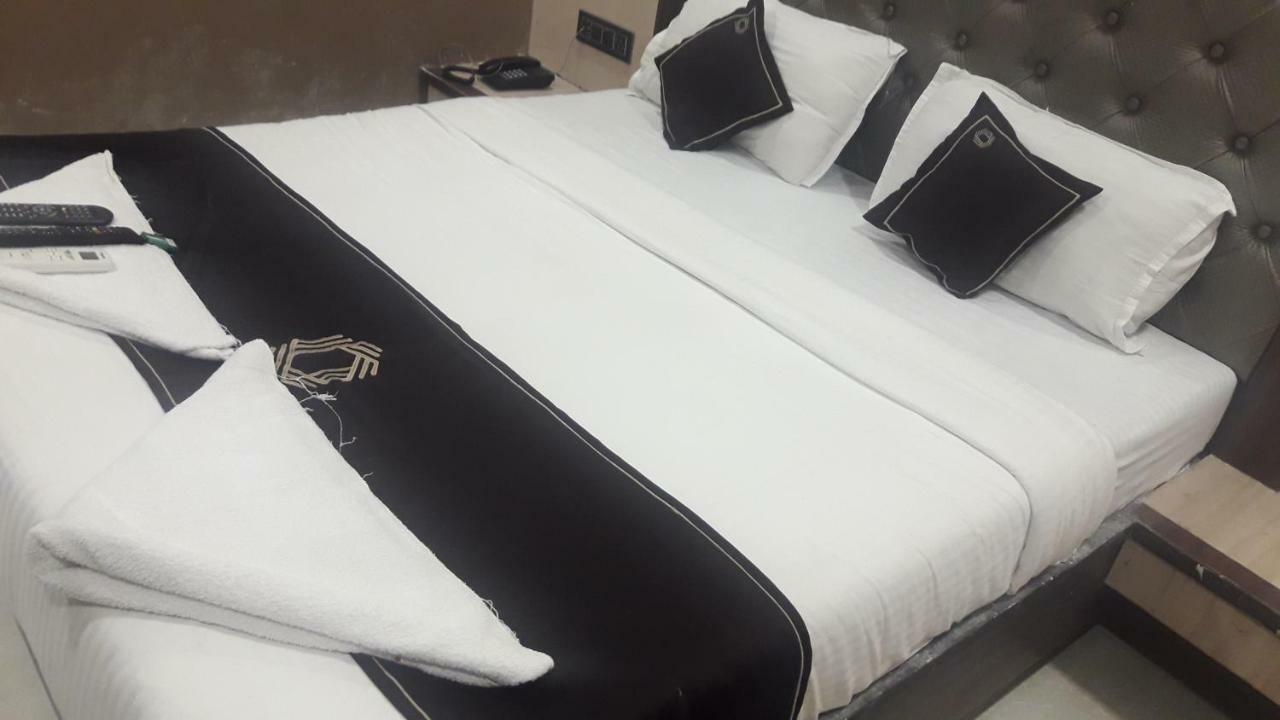 מלון מומביי Shine Hospitality מראה חיצוני תמונה